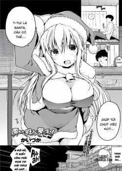 Would You Lend A Helping Hand To This Santa In Need